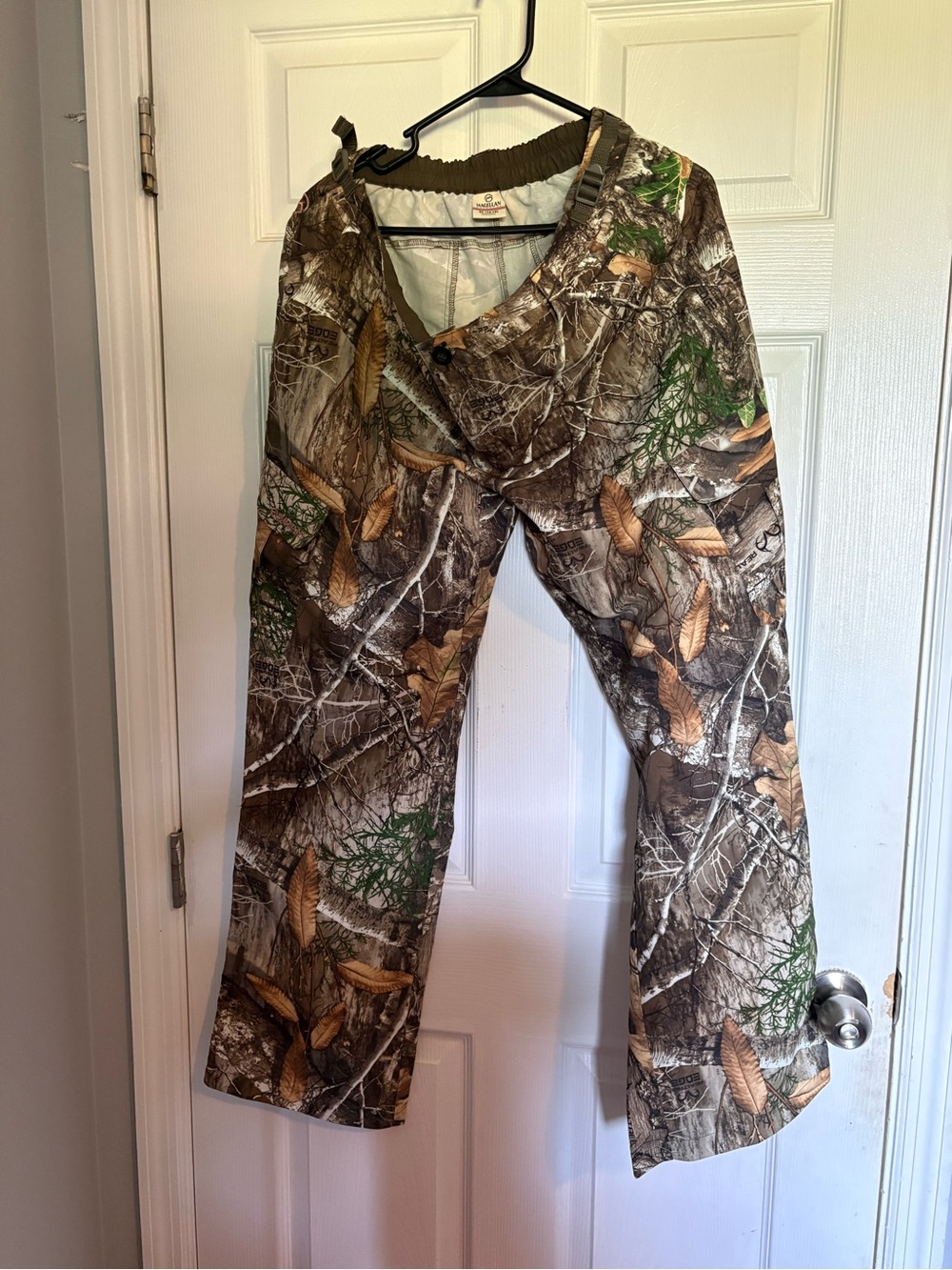 Magellan Outdoors Brown Green Camo Wide Leg Pants
